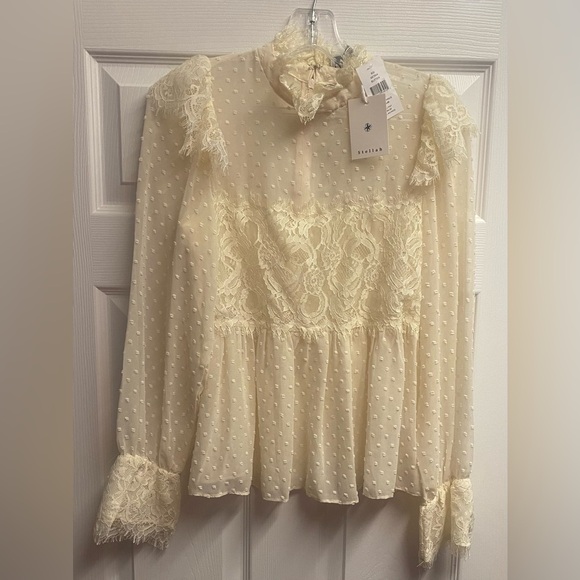 STELLAH NWT BOHO High/Mock Neck Lace Ivory Peplum Blouse Size XS - Picture 1 of 7